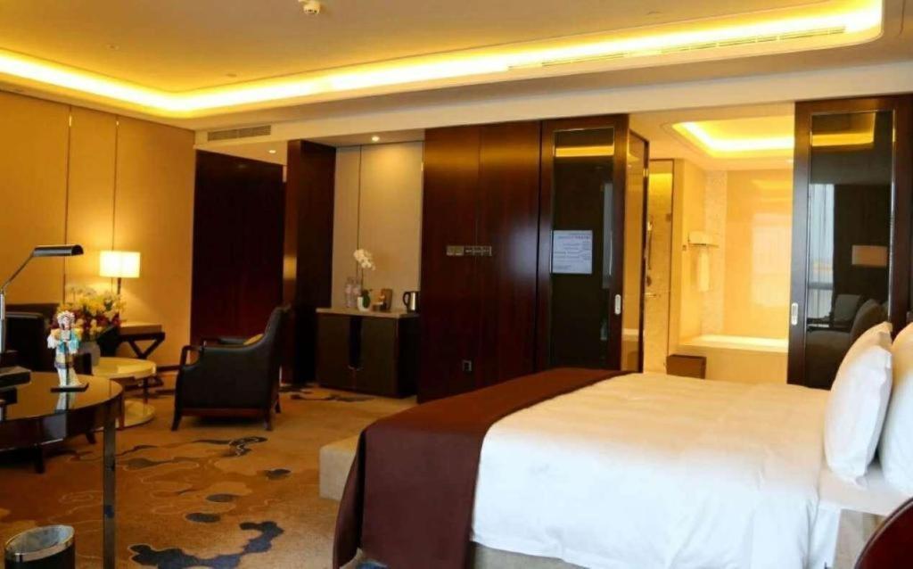 Beijing Grand Skylight International Hotel Exteriör bild