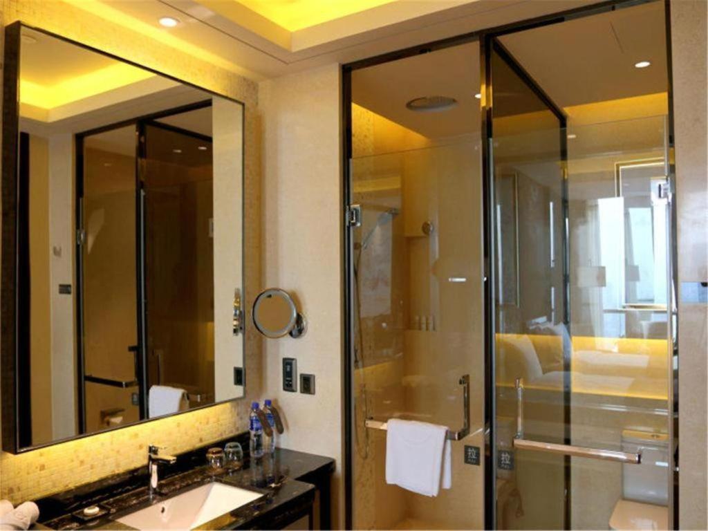 Beijing Grand Skylight International Hotel Exteriör bild